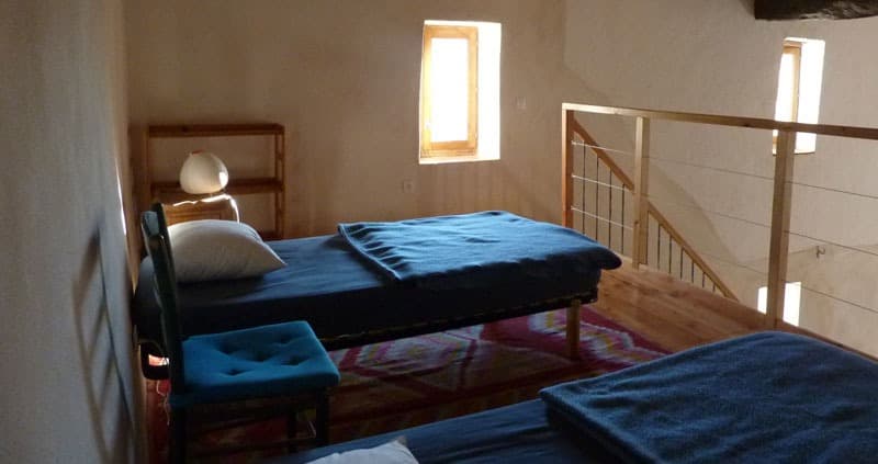 Chambres partagées 3–4 personnes max — Mas Corbières